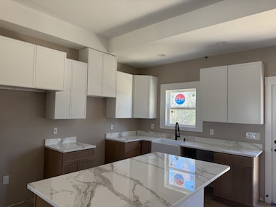 105 18th Ave, Gruetli-Laager, TN 37339 - photo 2