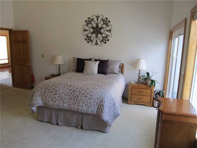 3753 Timbercrest Ct, Erie, PA 16506 - photo 4