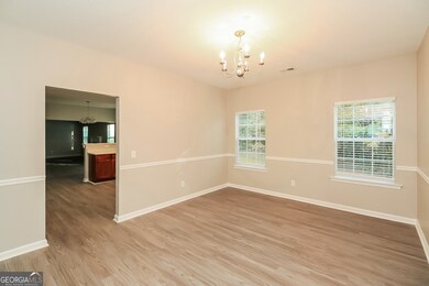 6417 Polar Fox Ct, Riverdale, GA 30296 - photo 4