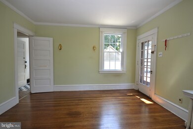 22 E Albemarle Ave, Lansdowne, PA 19050 - photo 6