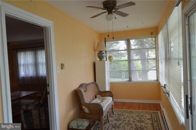 16 Crestwood Pkwy unit A, Whiting, NJ 08759 - photo 4