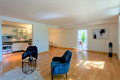 15 S Broom St unit 204, Madison, WI 53703 - photo 3