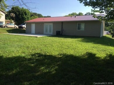 103 Tipperary Dr, Asheville, NC 28806 - photo 4