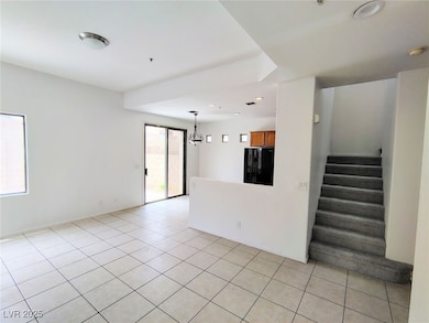 8301 Strawberry Spring St, Las Vegas, NV 89143 - photo 3