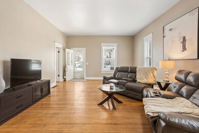 103 E Illinois St, Mansfield, IL 61854 - photo 5