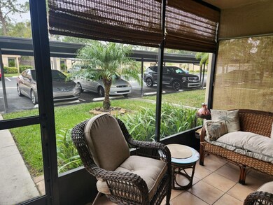 2657 Woodgate Ln unit E4, Sarasota, FL 34231 - photo 4