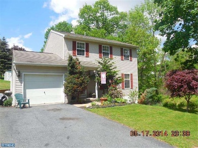 618 Grove Ave, Mohnton, PA 19540 - photo 2