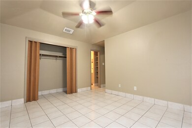 13211 Pebblewalk Cir N, Houston, TX 77041 - photo 6
