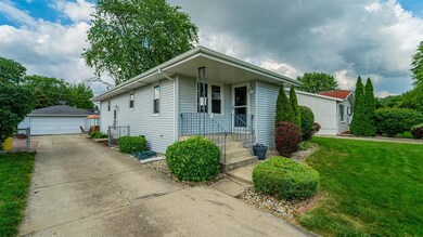 916 W Pine Place, Griffith, IN 46319 - photo 2
