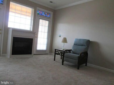 411 Hamlet Club Dr unit 204, Edgewater, MD 21037 - photo 4
