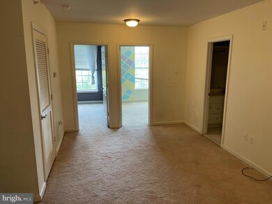 13903 Hollow Wind Way unit 201/9-2B, Woodbridge, VA 22191 - photo 7