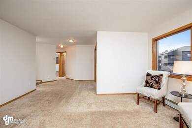 04-Living Room 20200926-DW-6662-Edi