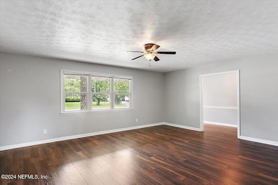 1175 Grove Park Blvd, Jacksonville, FL 32216 - photo 5