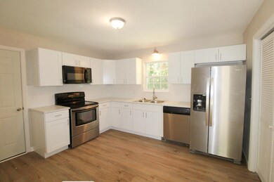 34 Deloriss Dr, Crawfordville, FL 32327 - photo 2