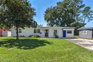 590 Bay Ridge Rd, Jacksonville, FL 32216 - photo 2