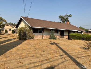 Alder Front Yard View