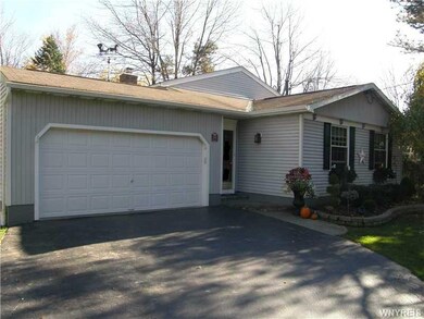 Exterior Front 6649 Burke, Hamburg, NY - exterior 
