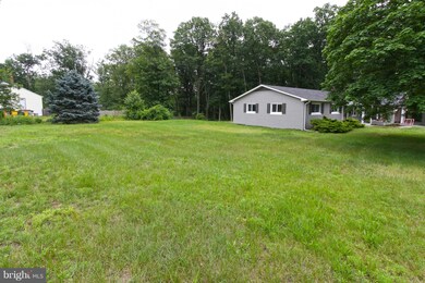 7423 Hawkins Dr, Hanover, MD 21076 - photo 5