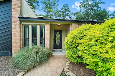 15122 Forest Lodge Dr, Houston, TX 77070 - photo 3