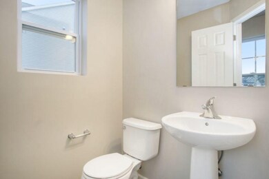 ARB028-E2070-Powder Room