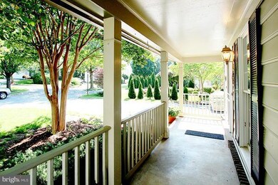 1009 Dulaney Mill Dr, Frederick, MD 21702 - photo 2