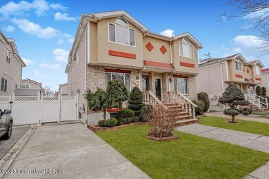 538 Eltingville Boulevard