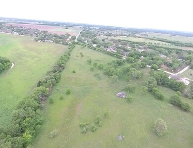 Lot 7 4th St, Bruceville-Eddy, TX 76524 - photo 4