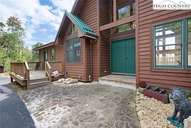 342 Locust Gap Rd, Vilas, NC 28692 - photo 4