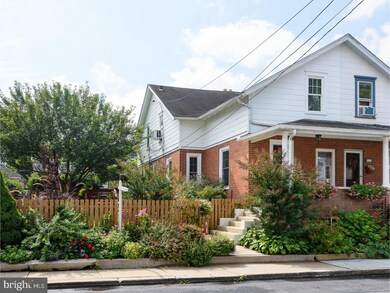 220 Mary St, Downingtown, PA 19335 - photo 3