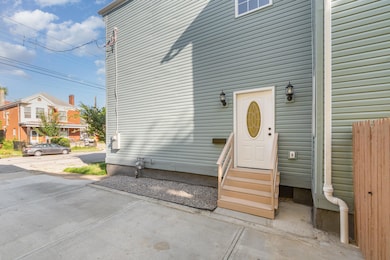 1904 Greenup St, Covington, KY 41011 - photo 2