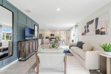 5_living room