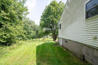 403 Benson Rd, Northbridge, MA 01534 - photo 6