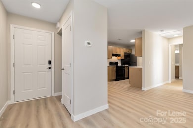 8022 Tremaine Ct unit D, Charlotte, NC 28227 - photo 5