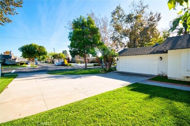 11321 Martha Ann Dr, Los Alamitos, CA 90720 - photo 5