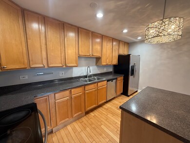 744 W Gordon Terrace unit 202, Chicago, IL 60613 - photo 5