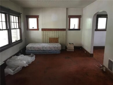 122 Milton St, Aliquippa, PA 15001 - photo 3