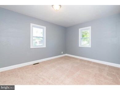 9 May Ave, New Castle, DE 19720 - photo 2