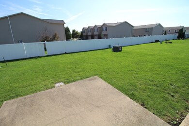 1119 Rader Run, Bloomington, IL 61704 - photo 7