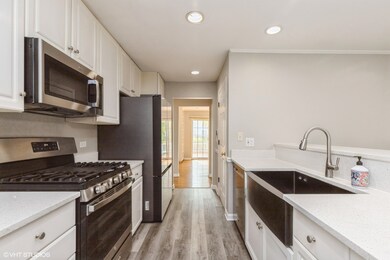 108 Meadowbrook Ln unit 45D, Lake Bluff, IL 60044 - photo 5