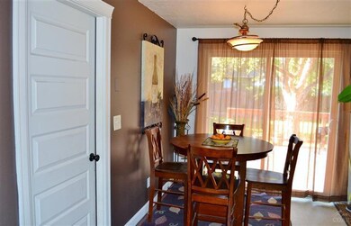 1262 NE Hollinshead Dr, Bend, OR 97701 - photo 6