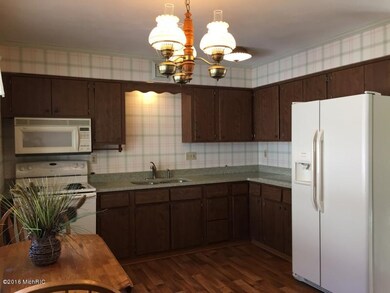 711 Forest St, Marshall, MI 49068 - photo 6