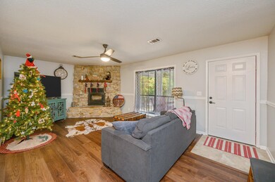 6-web-or-mls-107 Shell Dr-04