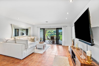 11126 Quail Covey Rd unit Mockingbird, Boynton Beach, FL 33436 - photo 2