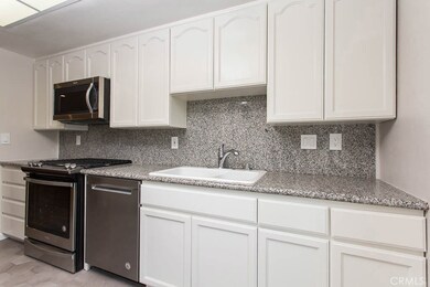 13969 Riverside Dr, Sherman Oaks, CA 91423 - photo 7