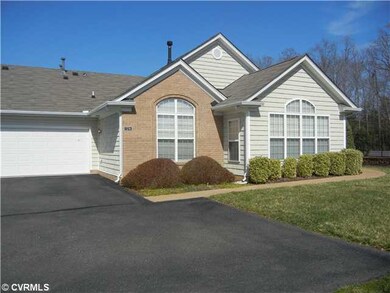 Exterior Front - Nicely landscaped