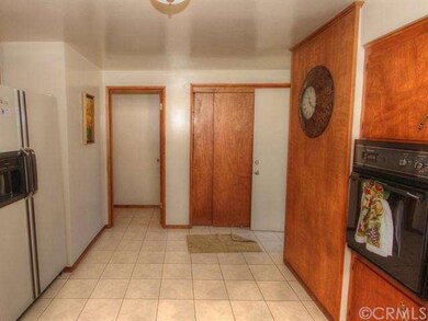 13946 kitchen