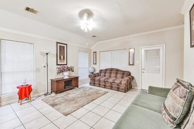 817 Enterprise St, Houston, TX 77088 - photo 7