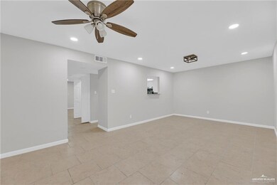 807 S Oregon Ave unit B, Weslaco, TX 78596 - photo 7