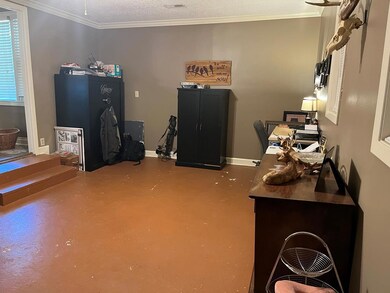 2nd living area or 3rd bedroom