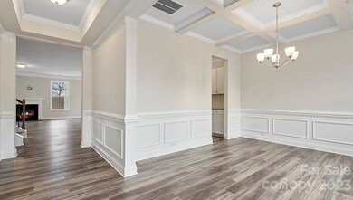 171 Fox Cove Rd, Hendersonville, NC 28792 - photo 6